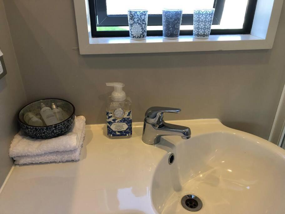 Private, Tasteful Studio Apartament Wanaka Zewnętrze zdjęcie